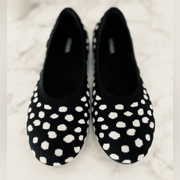 New Vivaia Claire Polka Dot Flats Black Ivory Size 7.5 Round Toe - Picture 4 of 11